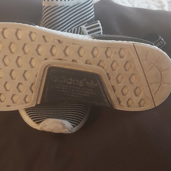 Adidas - Picture 4 of 4